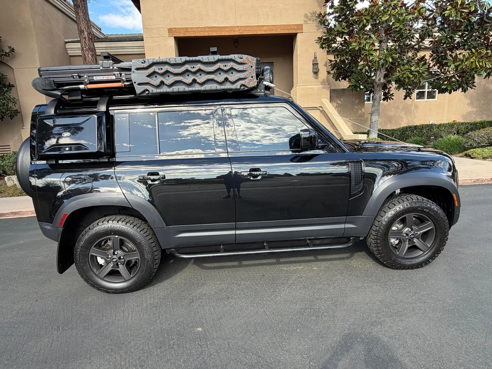 2023 Land Rover Defender L663 - Image 12 of 31