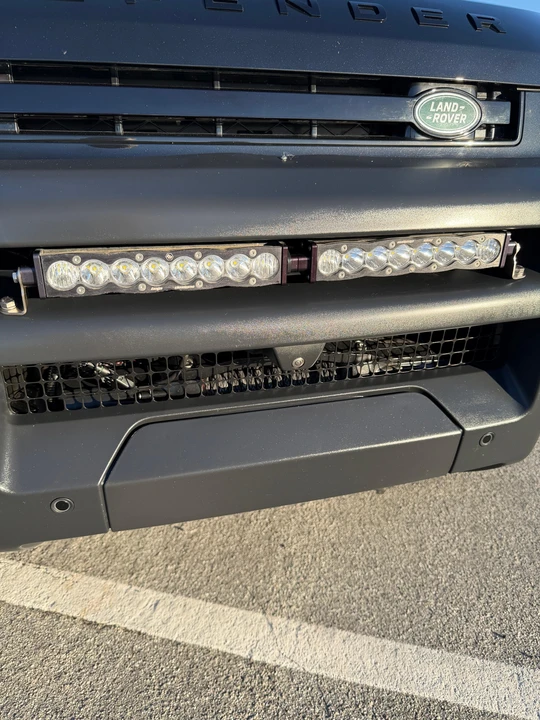 2023 Land Rover Defender L663 - Image 28 of 31