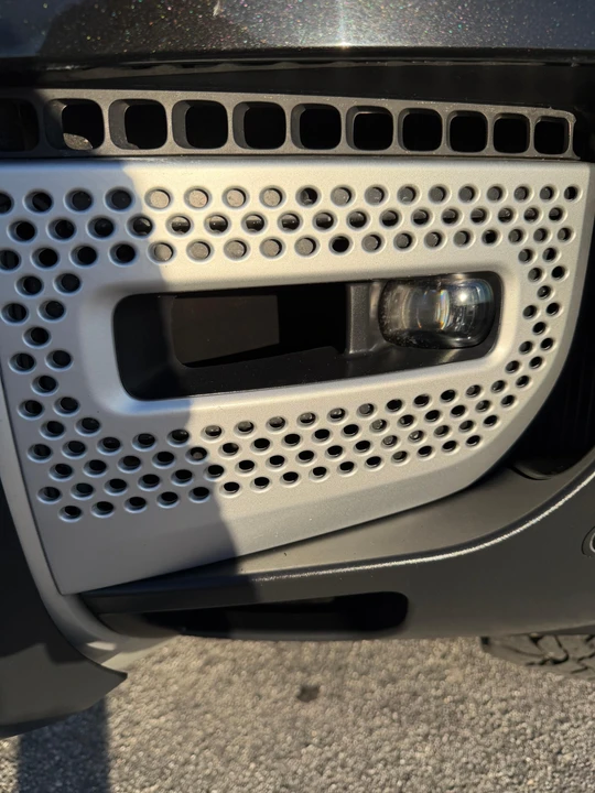 2023 Land Rover Defender L663 - Image 27 of 31