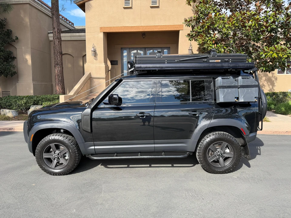 2023 Land Rover Defender L663 - Image 9 of 31