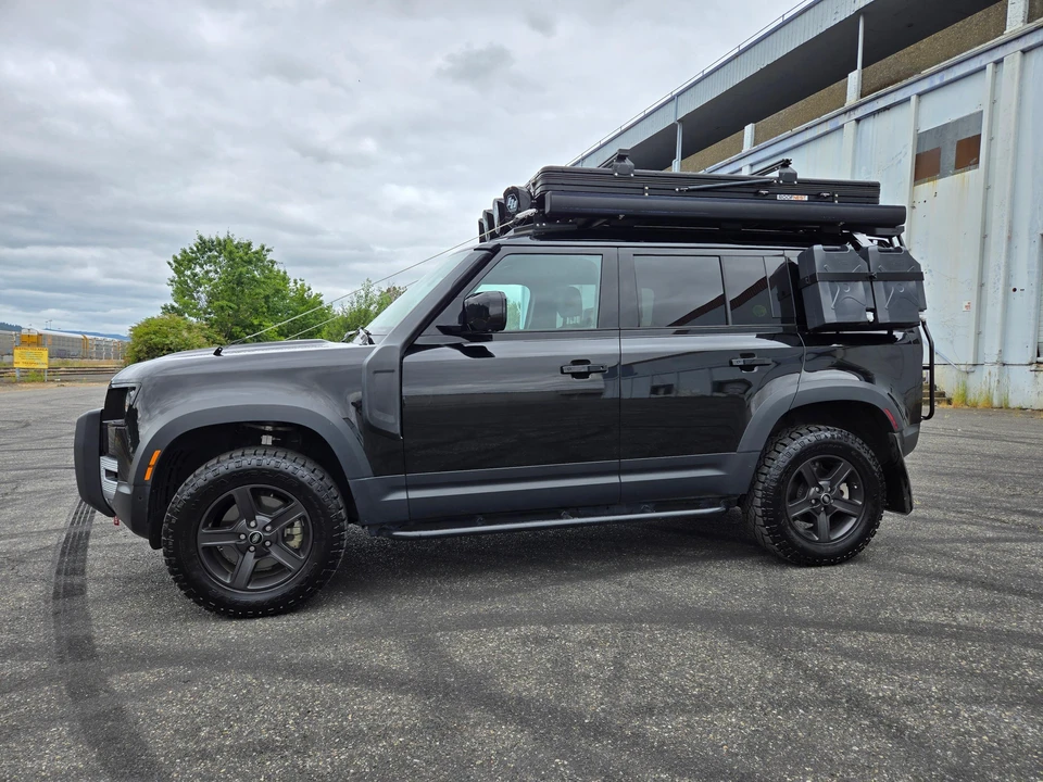 2023 Land Rover Defender L663 - Image 6 of 31