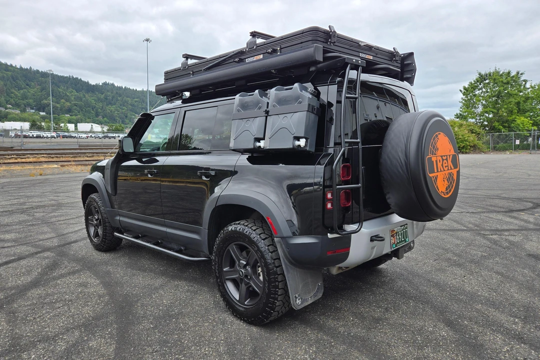 2023 Land Rover Defender L663 - Image 4 of 31