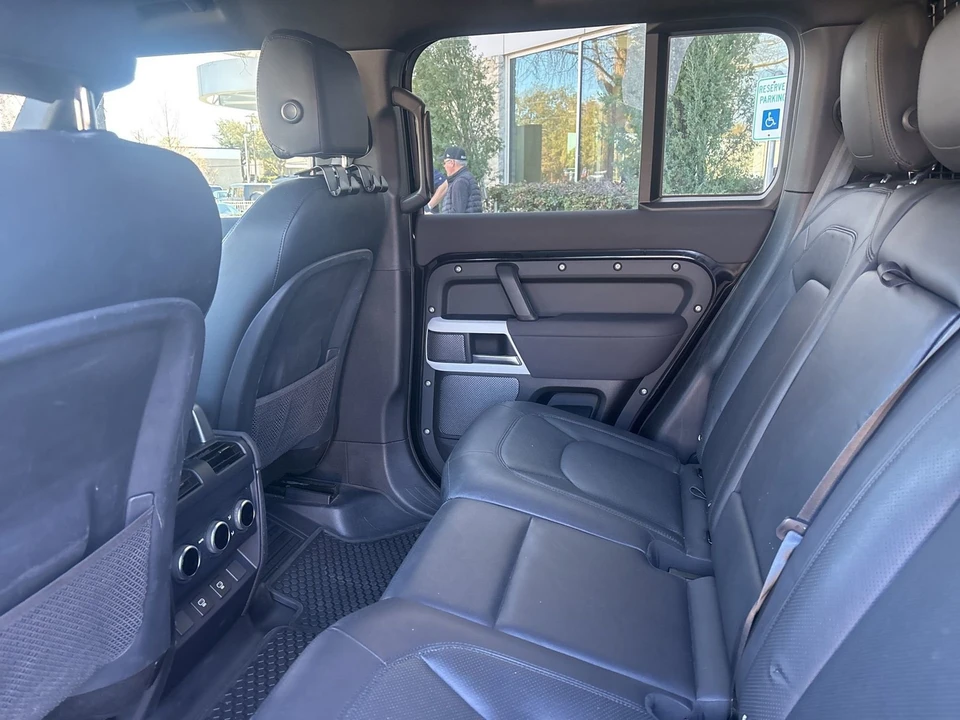 2023 Land Rover Defender L663 - Image 7 of 9