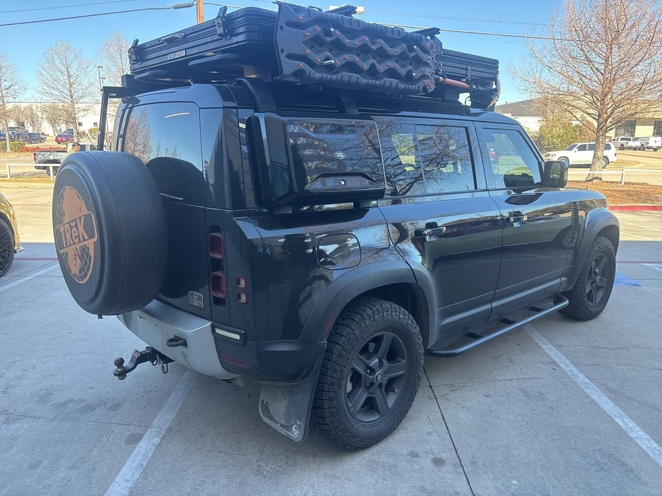 2023 Land Rover Defender L663 - Image 9 of 9