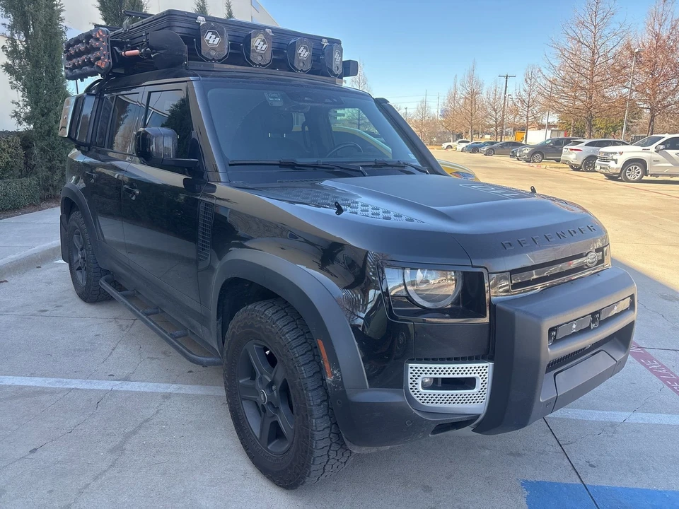 2023 Land Rover Defender L663 - Image 4 of 9