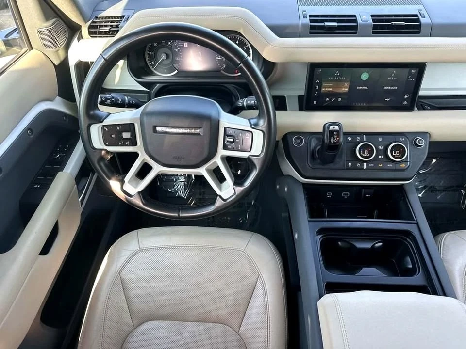 2023 Land Rover Defender L663 - Image 8 of 18