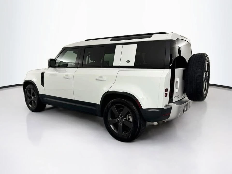2023 Land Rover Defender L663 - Image 7 of 20