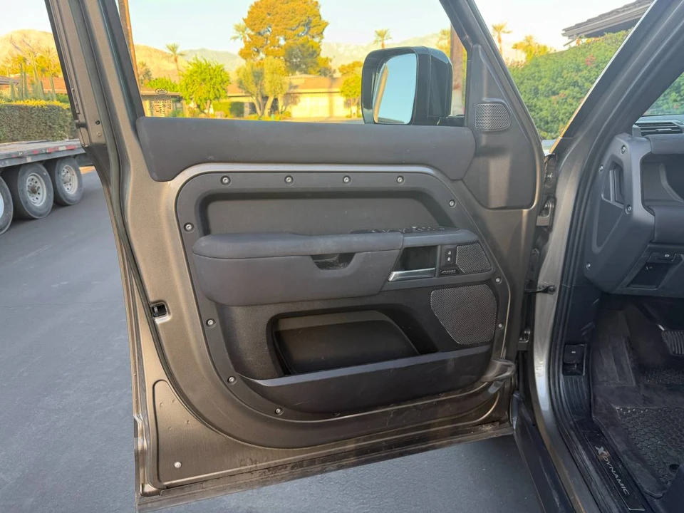 2023 Land Rover Defender L663 - Image 4 of 20