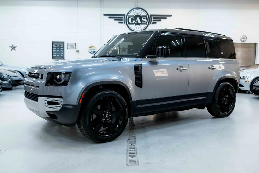 2023 Land Rover Defender L663 - Image 9 of 12