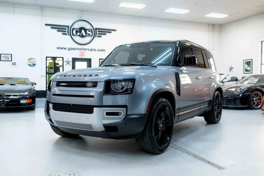 2023 Land Rover Defender L663 - Image 4 of 12