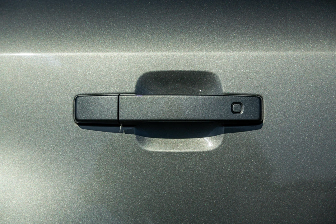 2023 Land Rover Defender L663 - Image 22 of 31