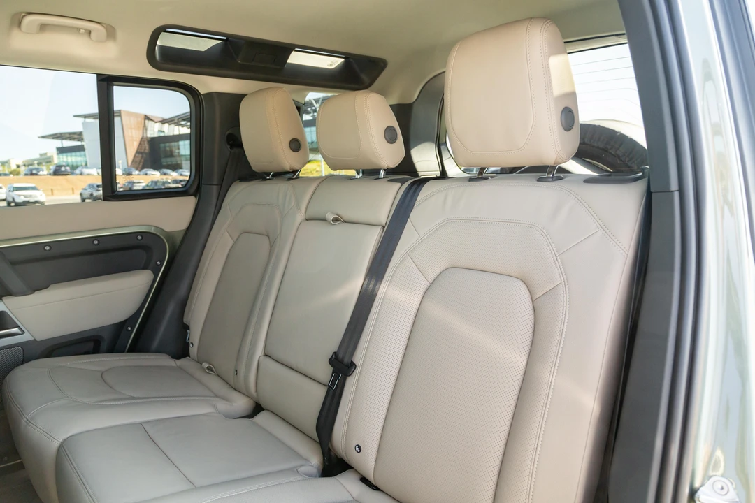 2023 Land Rover Defender L663 - Image 31 of 31