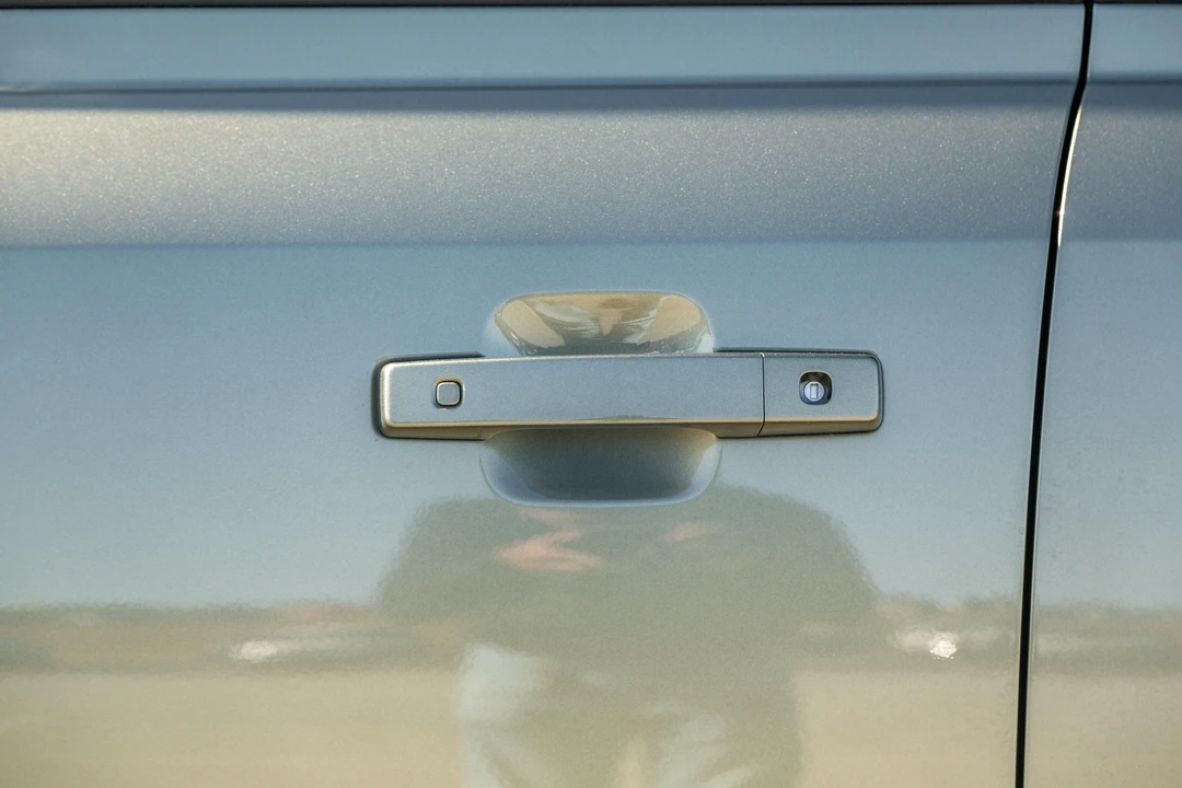 2023 Land Rover Defender L663 - Image 14 of 31