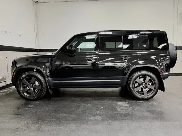 2023 Land Rover Defender L663 - Image 9 of 31