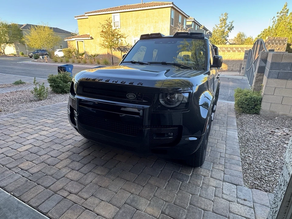 2023 Land Rover Defender L663 - Image 4 of 15