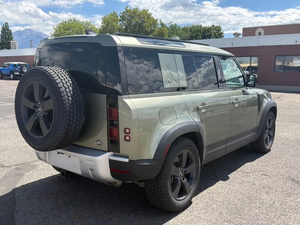 2023 Land Rover Defender L663 - Image 5 of 17