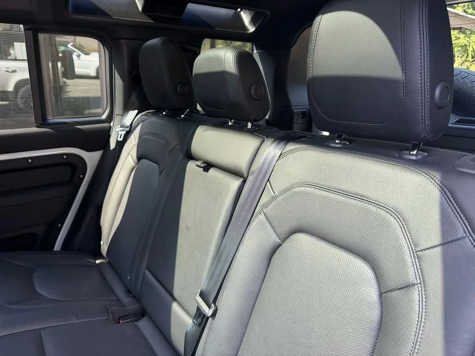 2023 Land Rover Defender L663 - Image 10 of 19