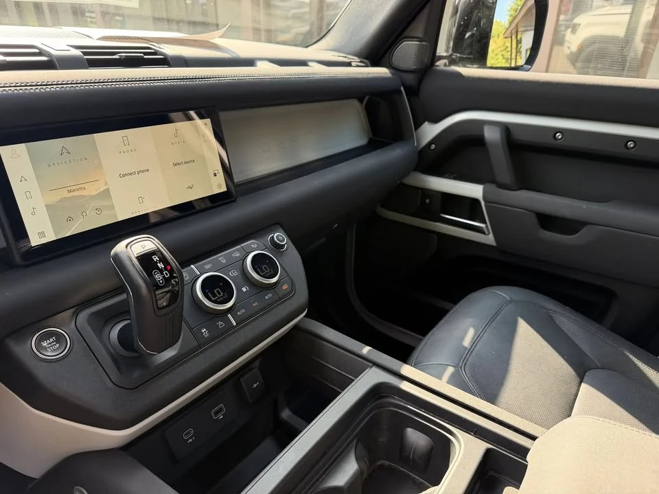 2023 Land Rover Defender L663 - Image 8 of 19