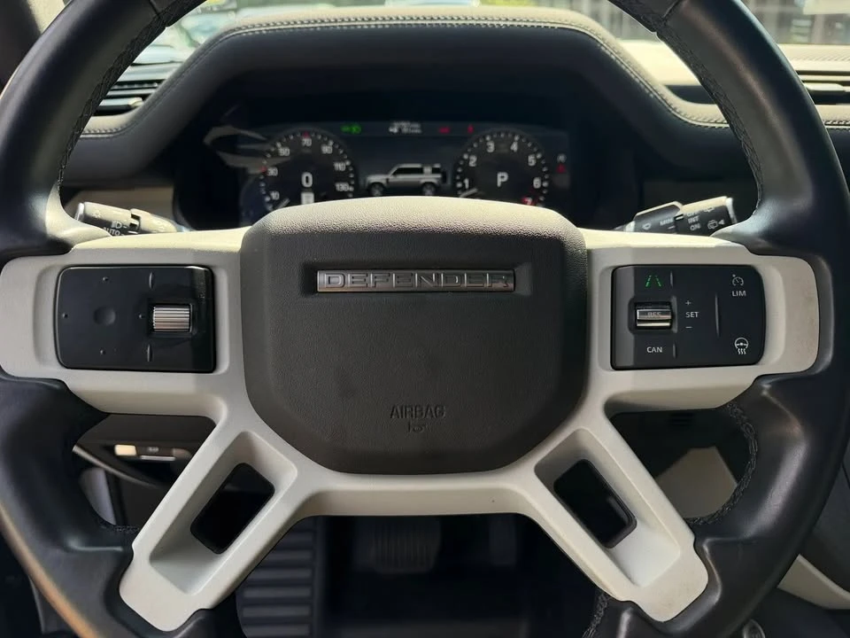 2023 Land Rover Defender L663 - Image 5 of 19