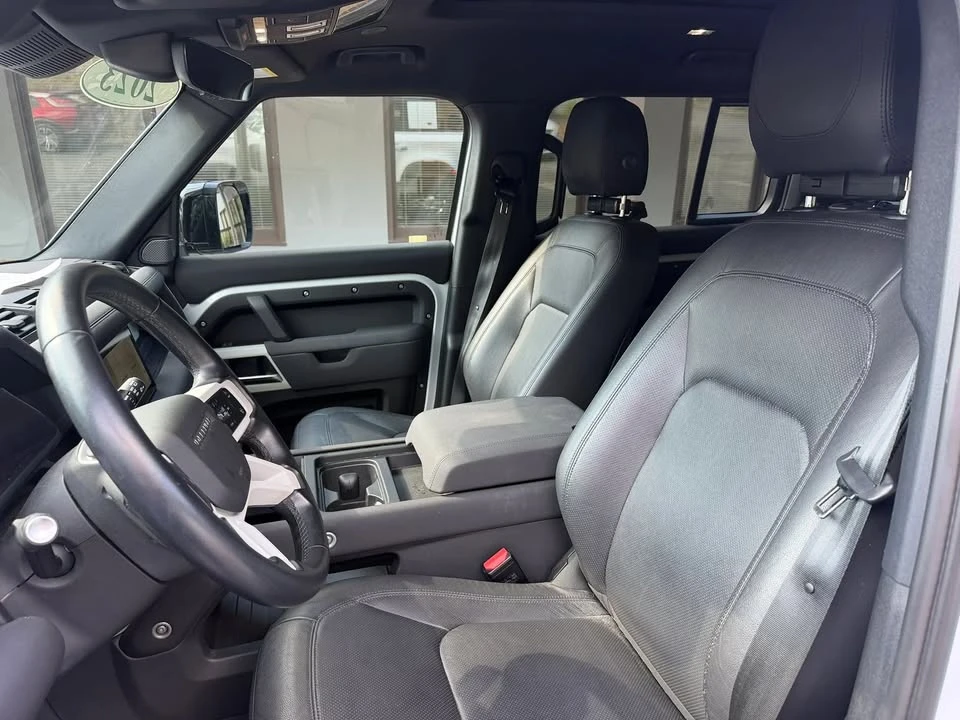 2023 Land Rover Defender L663 - Image 7 of 19