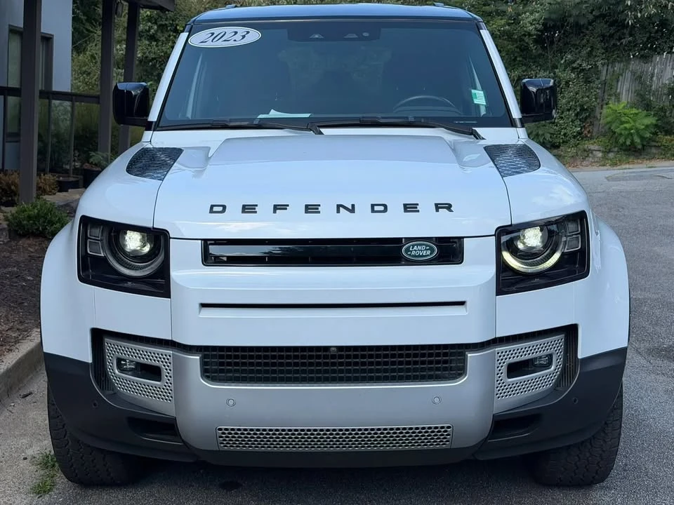 2023 Land Rover Defender L663 - Image 18 of 19