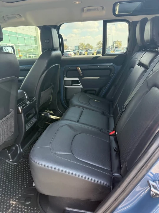 2023 Land Rover Defender L663 - Image 9 of 10