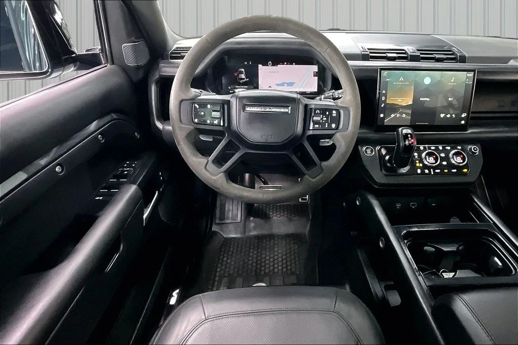 2023 Land Rover Defender L663 - Image 8 of 31