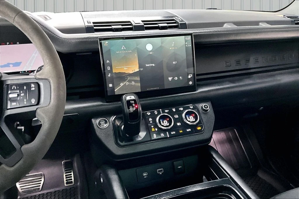 2023 Land Rover Defender L663 - Image 9 of 31