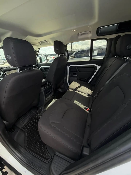 2023 Land Rover Defender L663 - Image 4 of 4