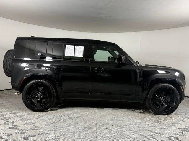 2023 Land Rover Defender V8 - Image 8 of 19