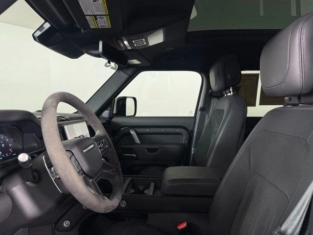 2023 Land Rover Defender V8 - Image 14 of 19