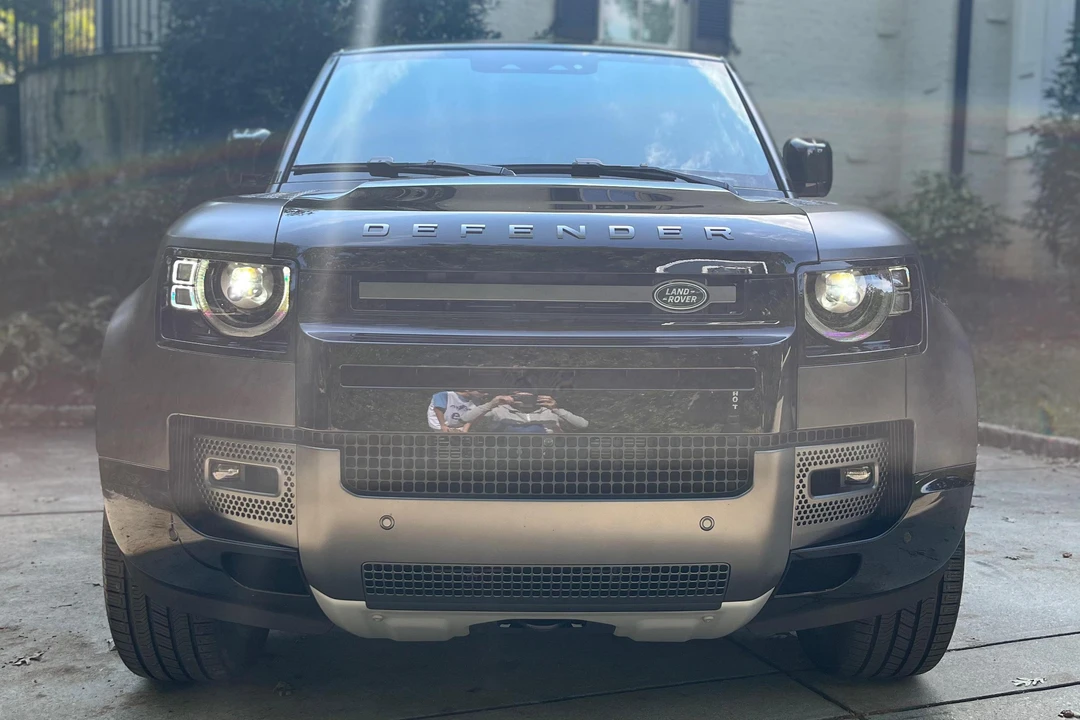2023 Land Rover Defender L663 - Image 2 of 31