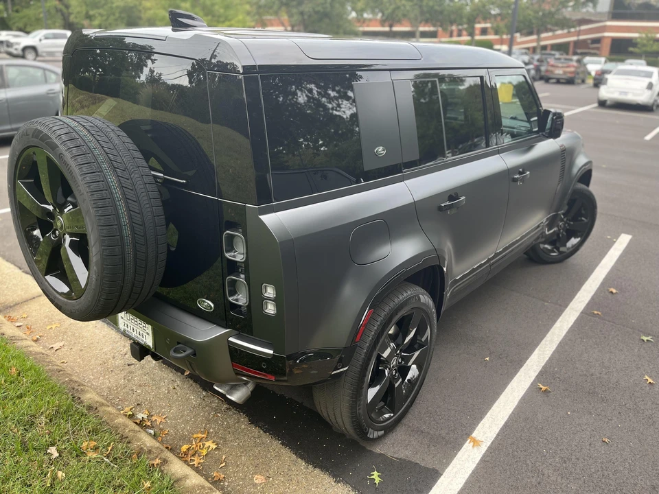 2023 Land Rover Defender L663 - Image 12 of 31