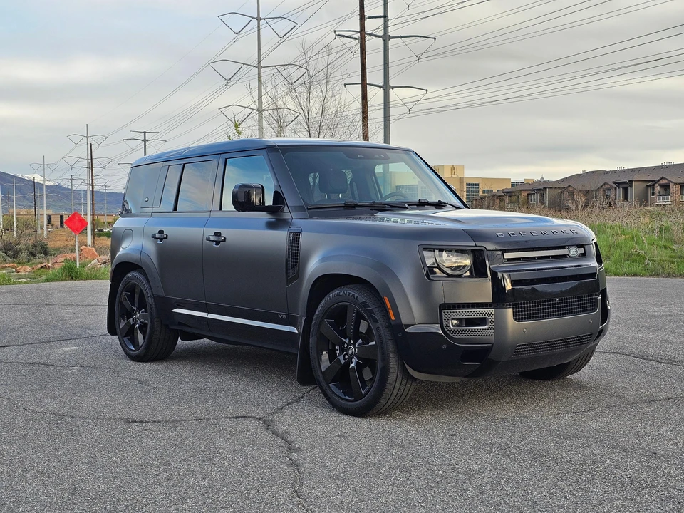2023 Land Rover Defender L663 - Image 9 of 31