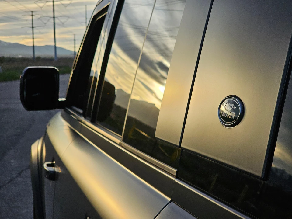 2023 Land Rover Defender L663 - Image 18 of 31