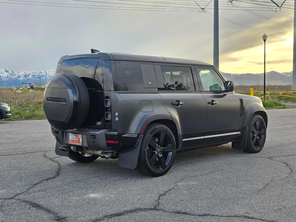 2023 Land Rover Defender L663 - Image 8 of 31
