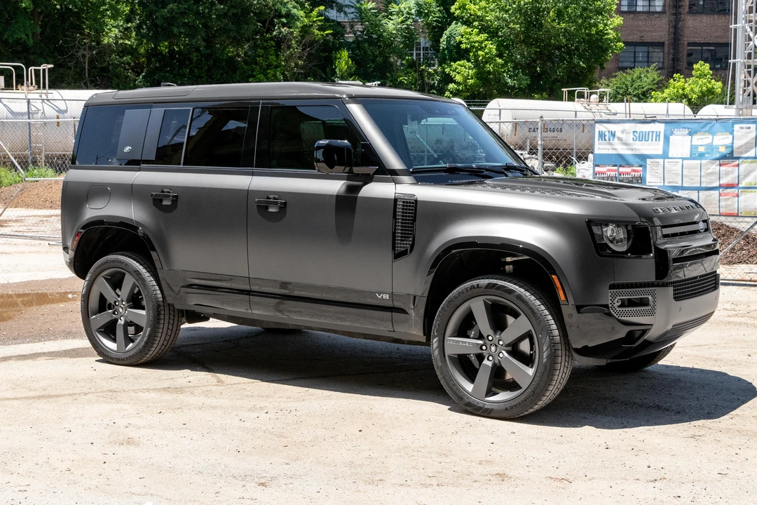 2023 Land Rover Defender L663 - Image 10 of 31