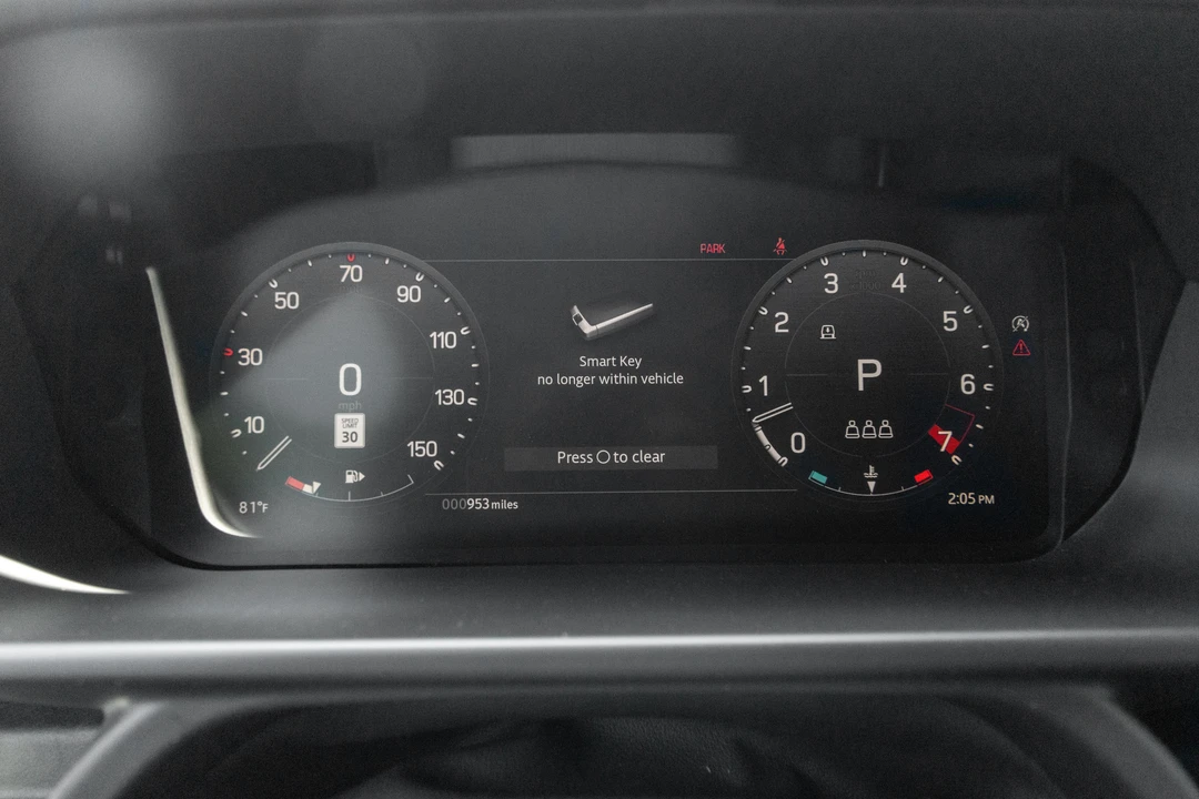 2023 Land Rover Defender L663 - Image 28 of 31