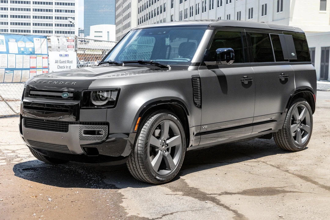 2023 Land Rover Defender L663 - Image 6 of 31