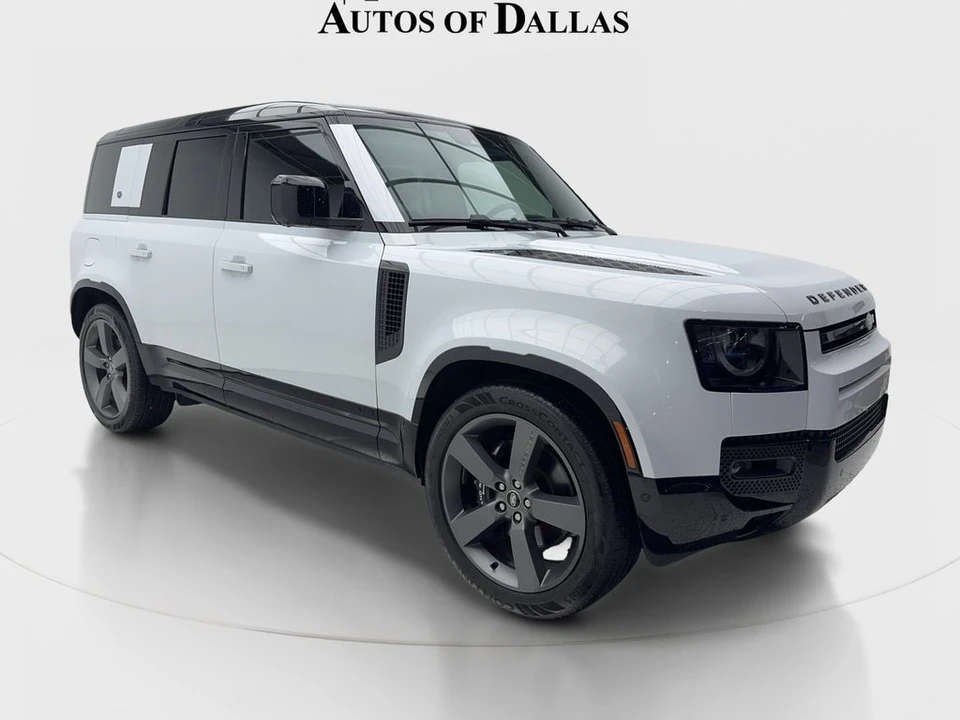 2023 Land Rover Defender V8 - Image 2 of 31