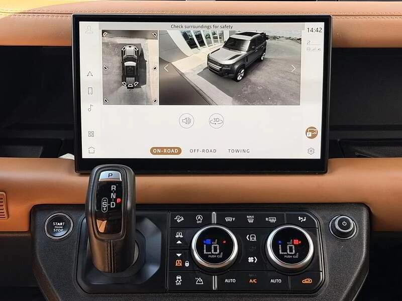 2023 Land Rover Defender V8 - Image 13 of 20