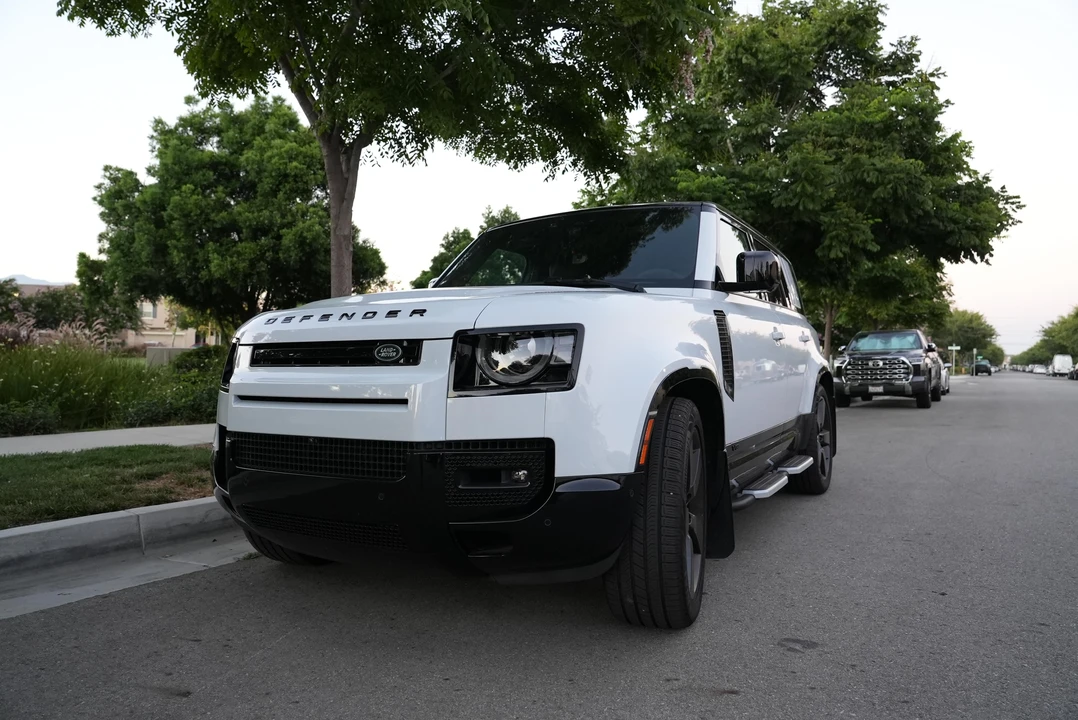 2023 Land Rover Defender L663 - Image 8 of 31