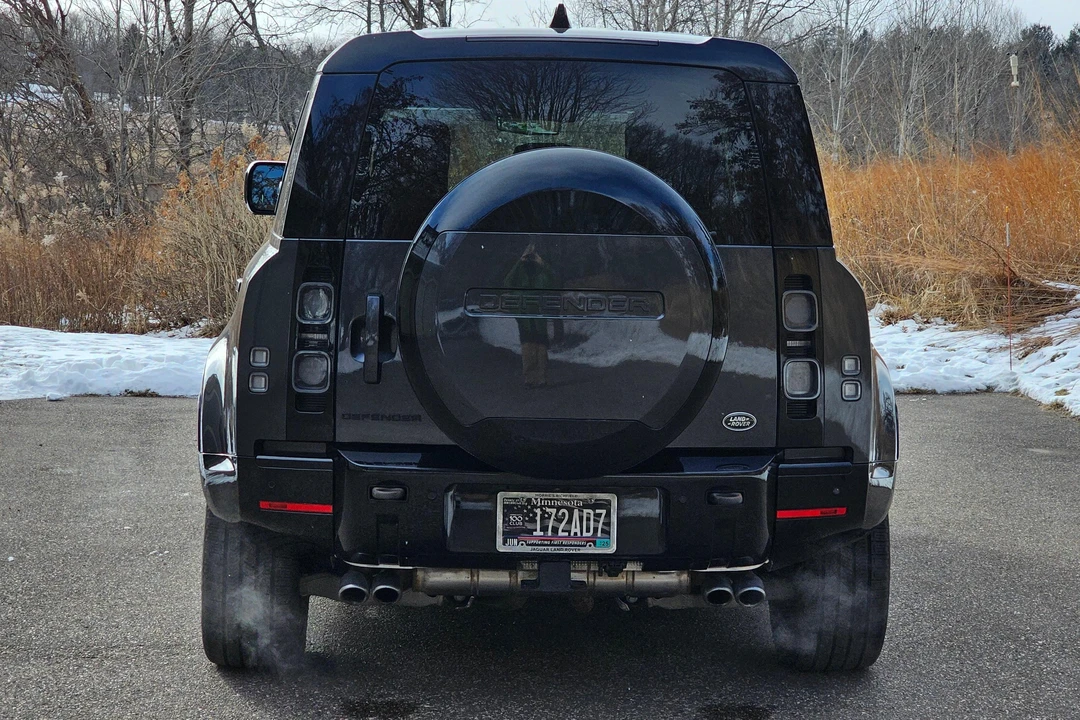 2023 Land Rover Defender L663 - Image 5 of 31