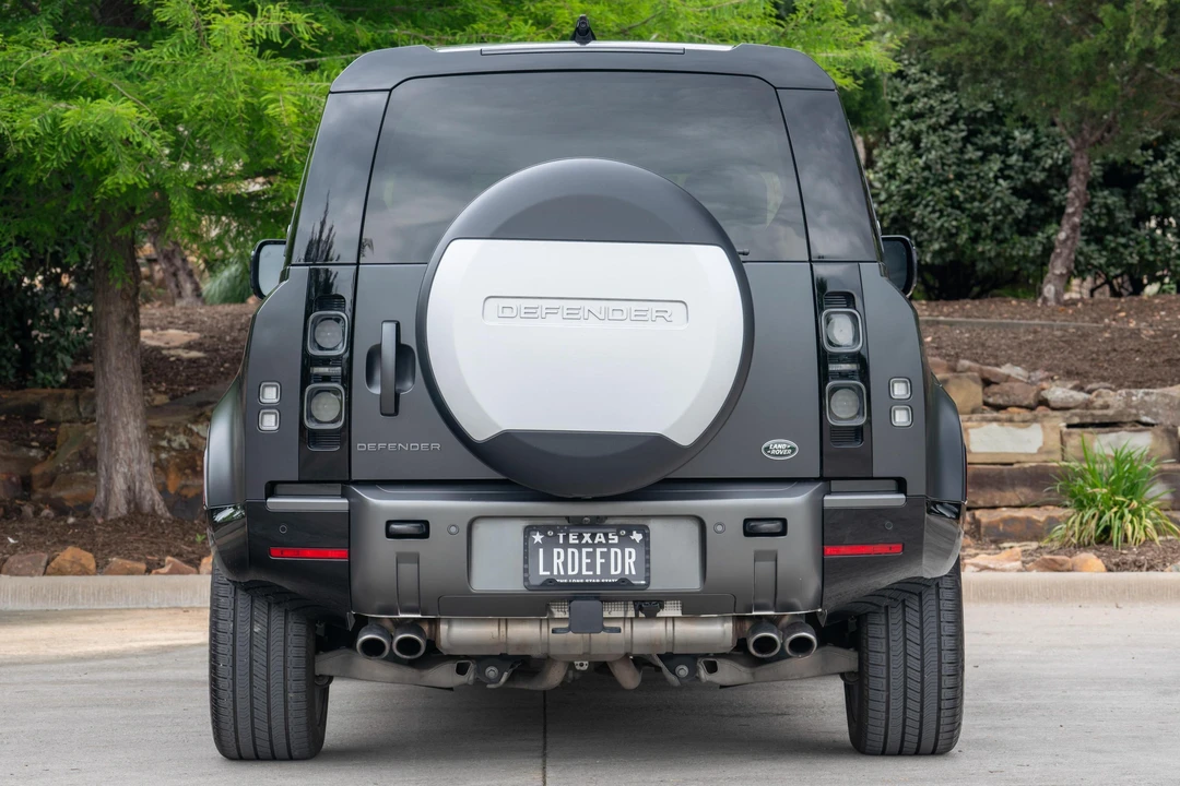 2023 Land Rover Defender L663 - Image 5 of 31