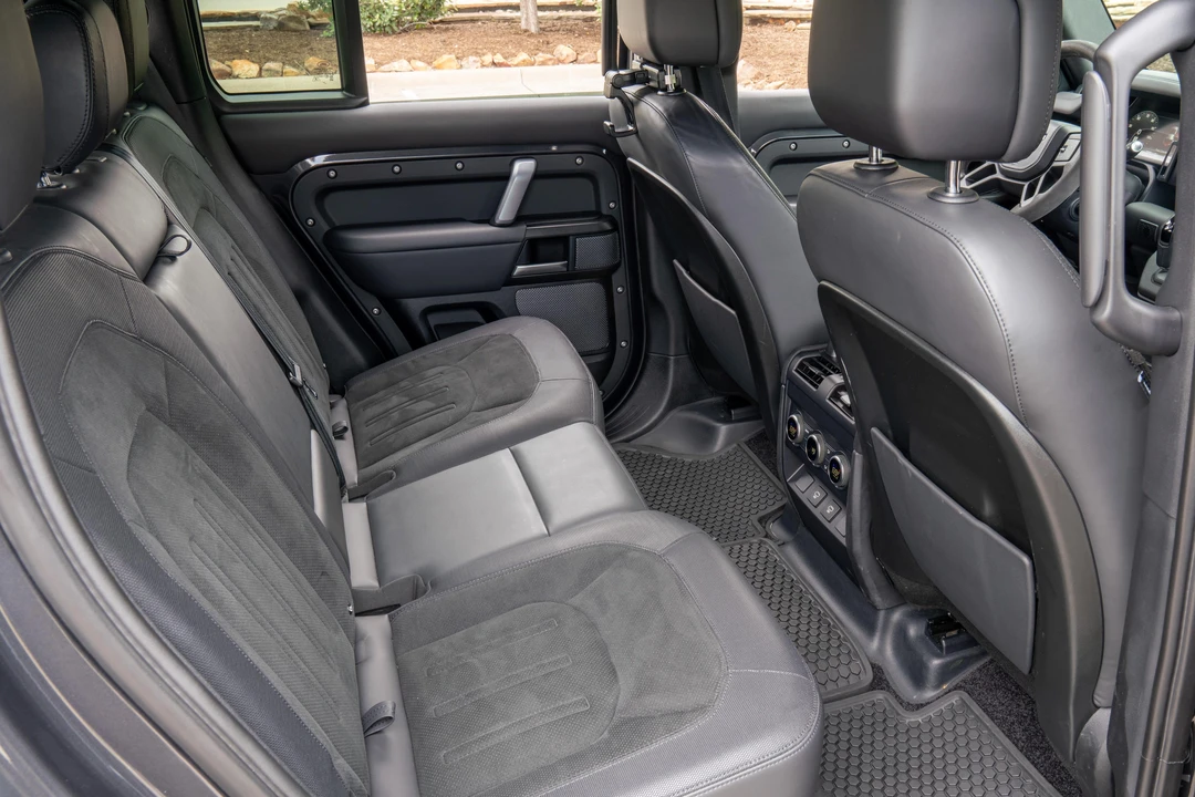 2023 Land Rover Defender L663 - Image 17 of 31