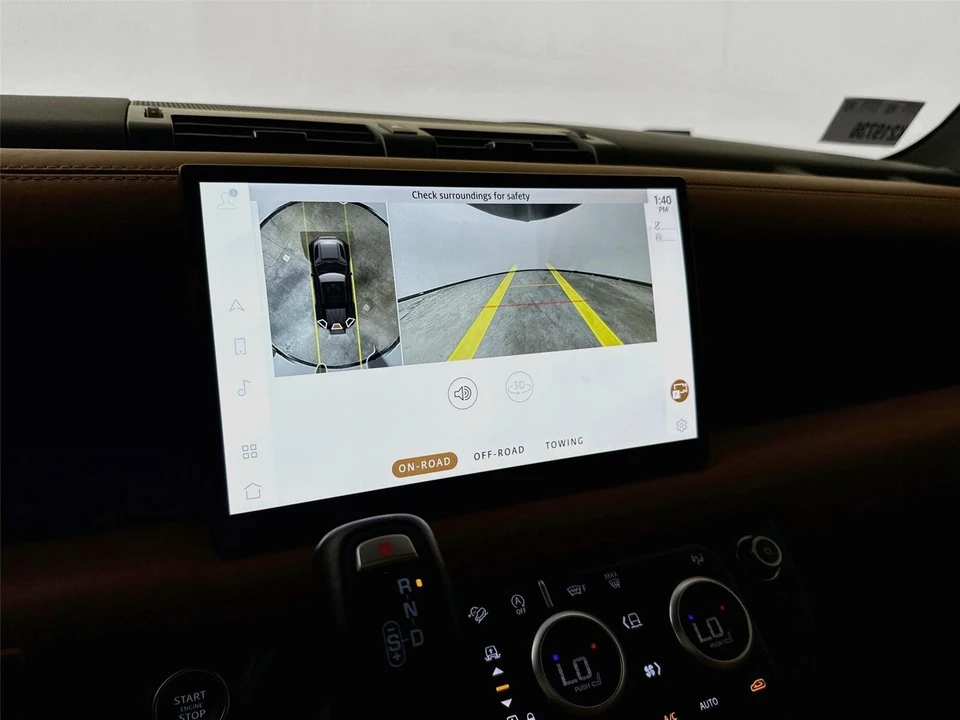 2023 Land Rover Defender V8 - Image 19 of 31