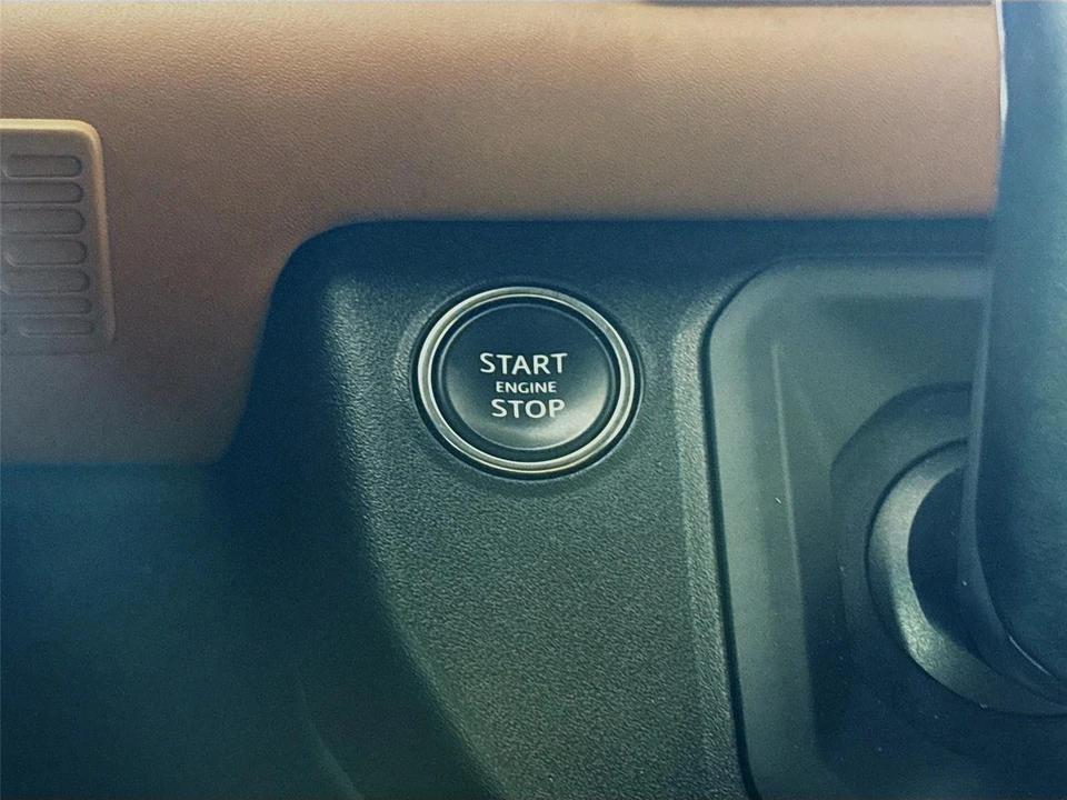 2023 Land Rover Defender V8 - Image 11 of 31
