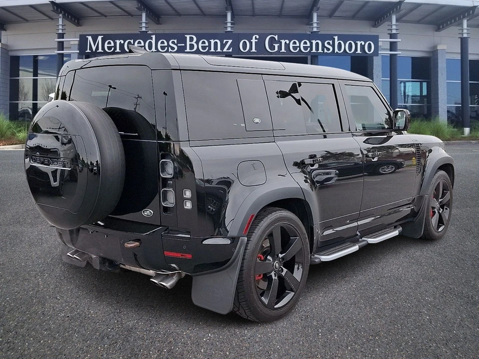 2023 Land Rover Defender L663 - Image 4 of 31