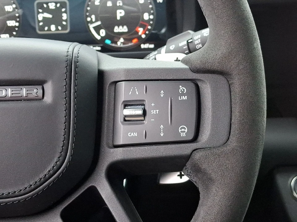 2023 Land Rover Defender L663 - Image 23 of 31
