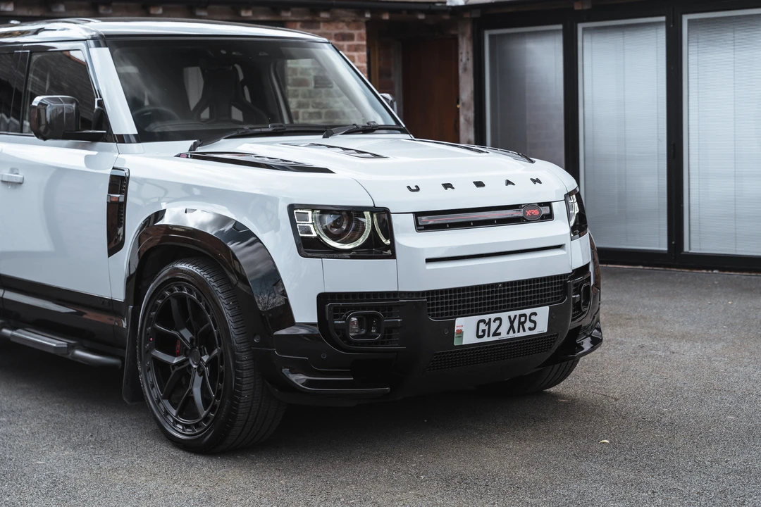 2023 Land Rover Defender 110 - Image 12 of 31